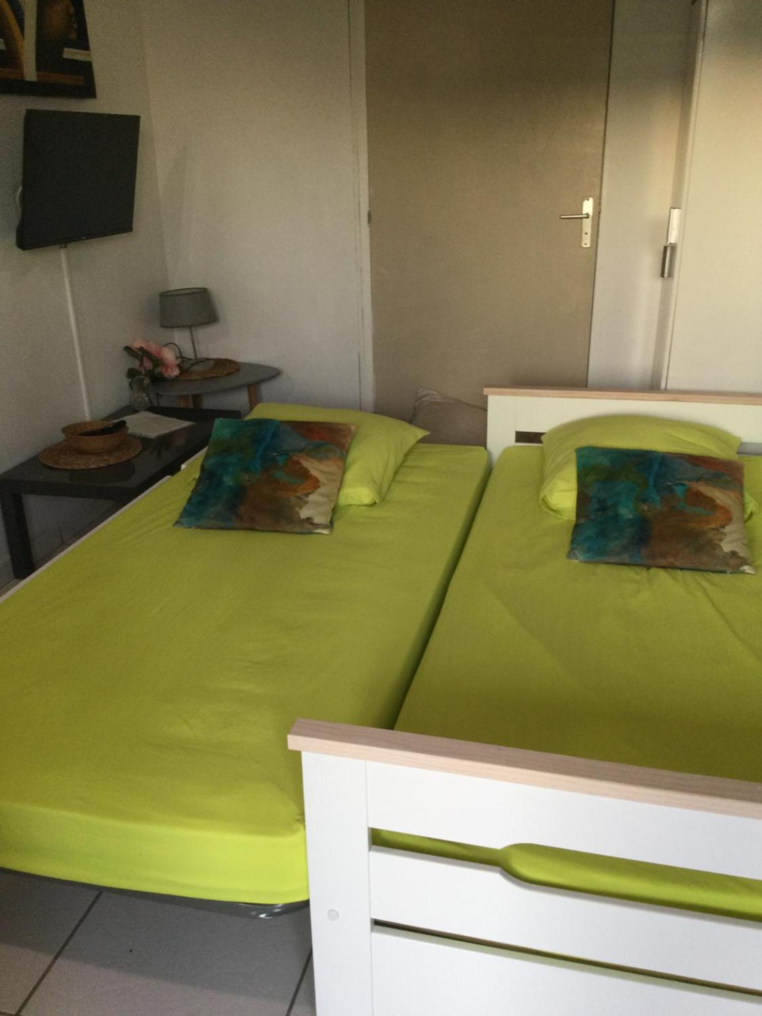 studio sympa Port-Louis Extérieur photo